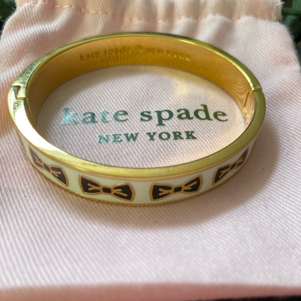 Kate spade bangle bracelet